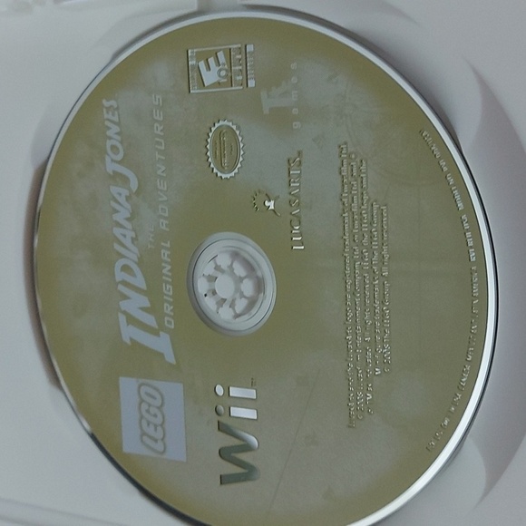 Lego  Indiana Jones The Original Adventures Wii Game - Picture 3 of 4